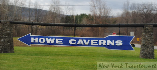 1 Howe Caverns sign