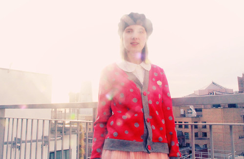 Queens Of Sounds Dots Red Cardigan & Jewerｌy - Emilie