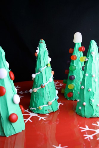 Ice Cream Cone Christmas Trees | The Hungry Housewife