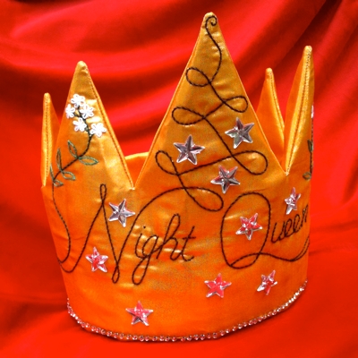 Night Queen crown, by Léan