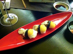 Sushi de huevo de codorniz - Restaurante Fuku - Madrid