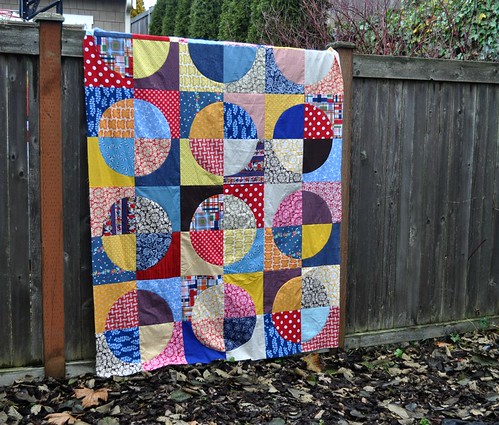 circle quilt top, finished