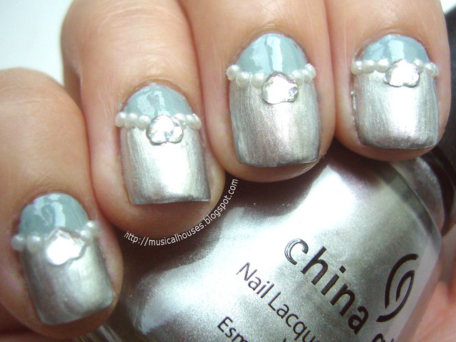 winter blue silver nails 2