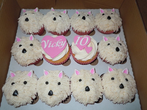 Vicky's Westie cupcakes for her 10th birthday