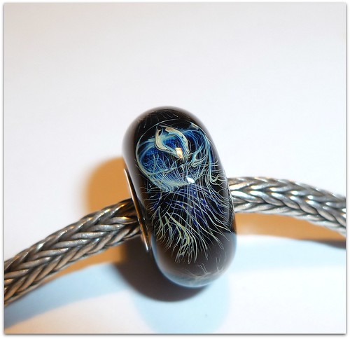 Web by Luccicare - Handmade Glass Beads!