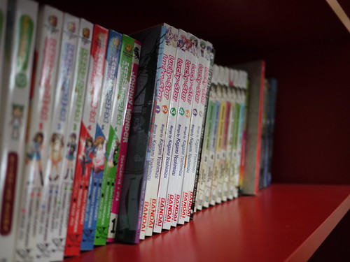 manga shelf - lucky star