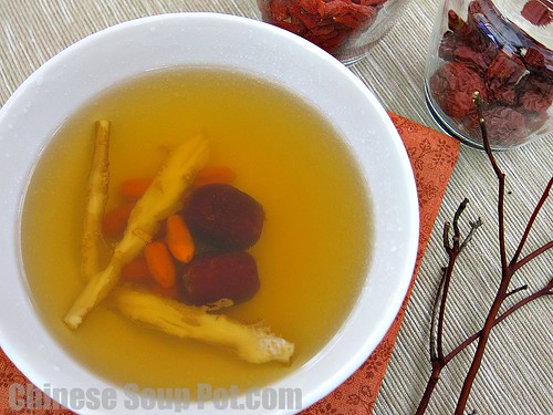 [photo - homemade dong quai angelica sinensis red date gogi wolfberry tea]