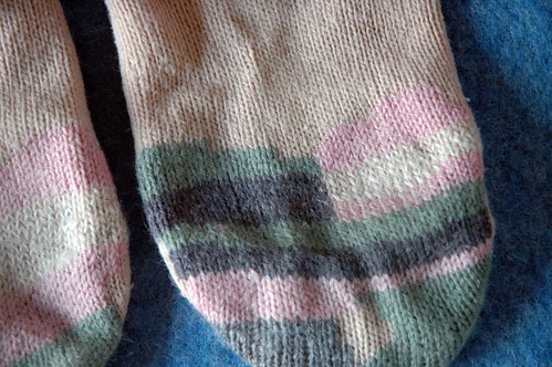 darning socks (5)c