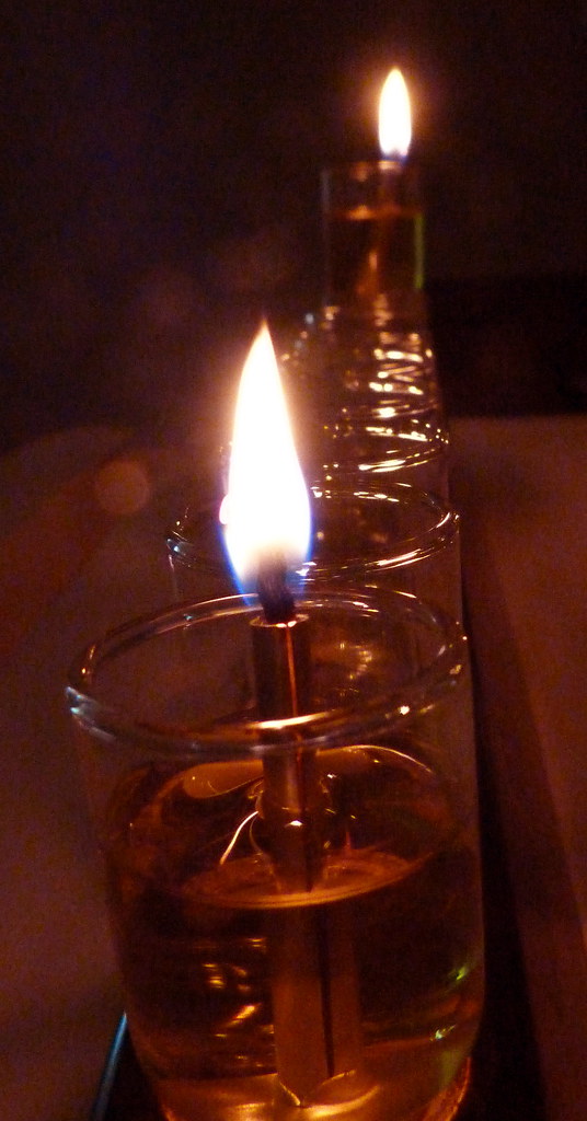 20-12-2011-chanuka-first-candle2