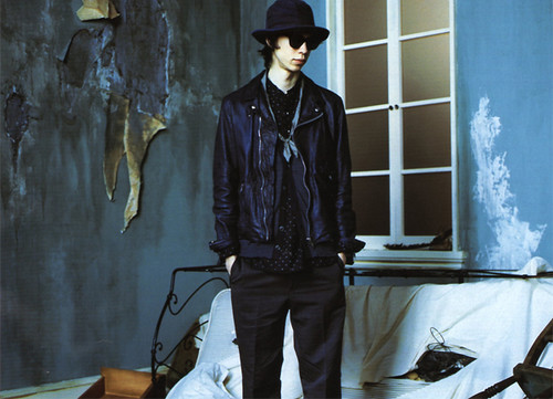 Undercover-Spring-Summer-2012-Collection-Editorial-00