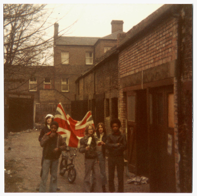 London 1974 / 75