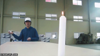 funny-gifs-master-of-business-card-throwing