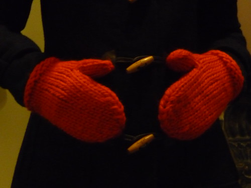COS Mittens
