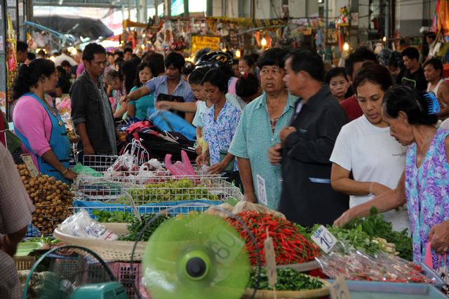Shopping at Samrong Market in Bangkok, Thailand