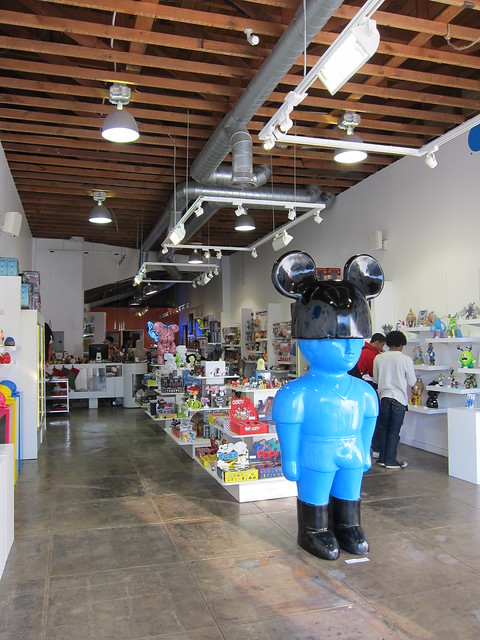 Toy Vacation: Toy Art Gallery