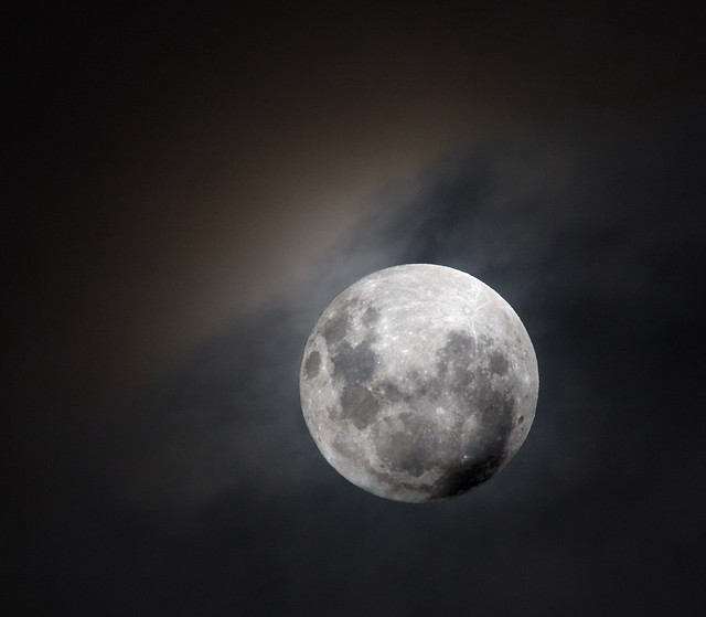 Full Moon 20120109 - Pentax K7 w/Sigma 120-400mm