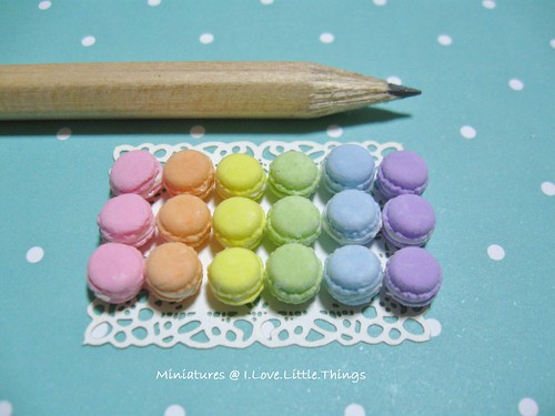 Dollhouse Miniature Pastel Macarons 2 