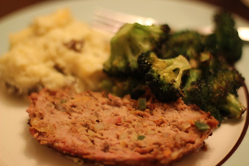 Meatloaf, broccoli and potatoes