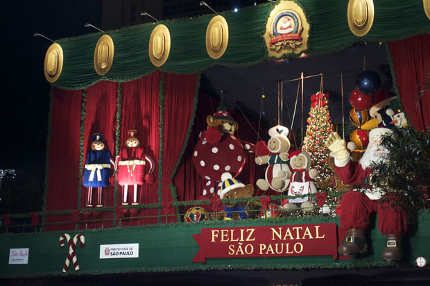 Natal 2011 na Avenida Paulista 4