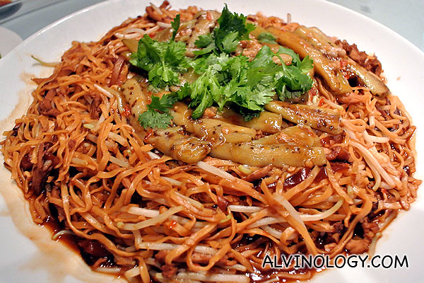 Fried noodle, served with the remaining meat from the Peking duck