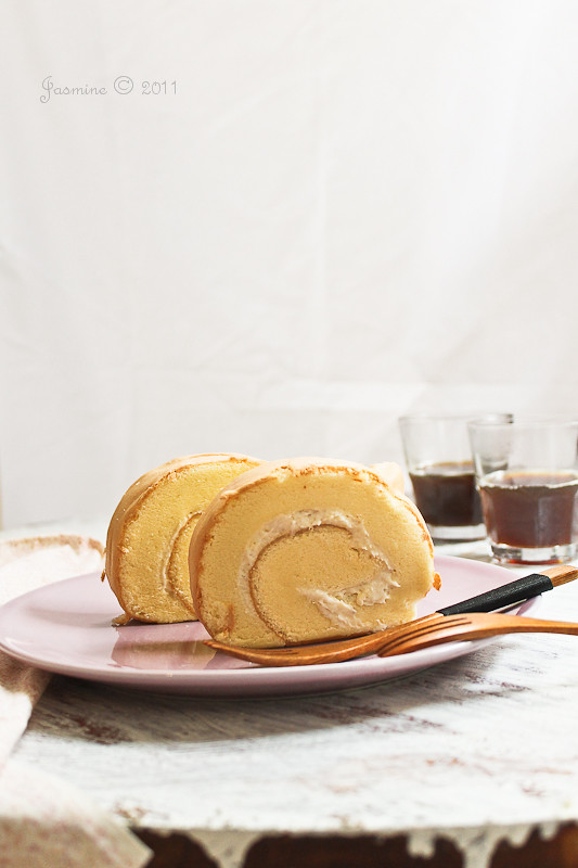 Durian Roll Cake 