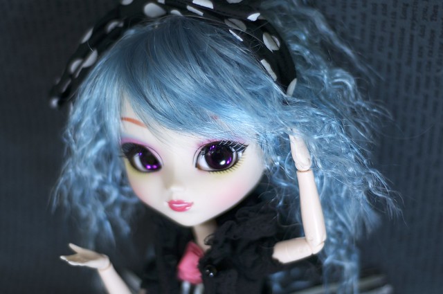 Luna's new wig