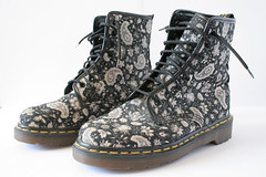 paisley_boots