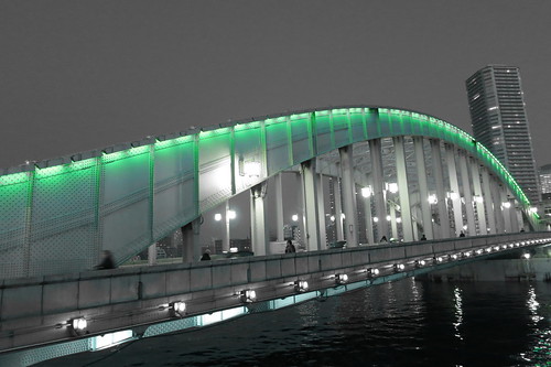 green priority at Kachidoki bridge