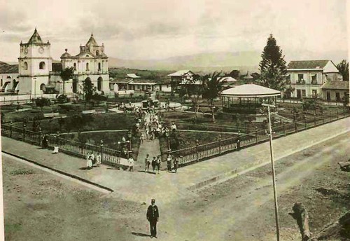 Parque de Heredia-Inicios siglo XX-Fernando Zamora by Reyleomessi
