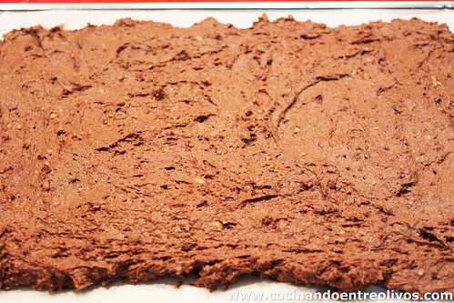 Brownie de morcilla con chutney de pimientos rojos (14)