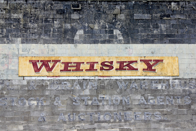 Whiskeh!
