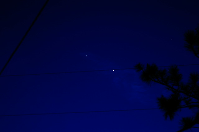 Jupiter (upper left) Venus (lower right) Sat 03/10/2012