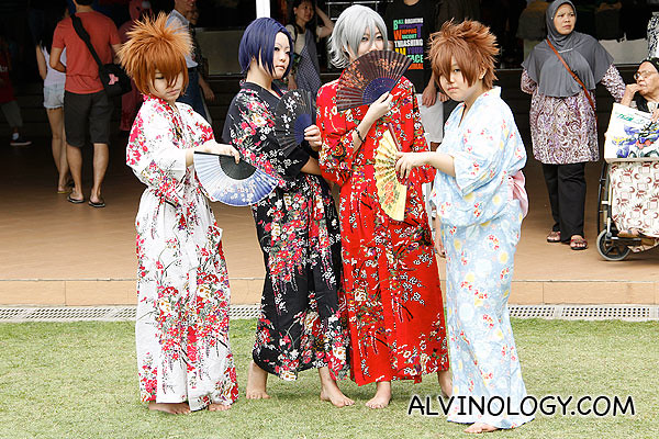 Group in Japanese robes