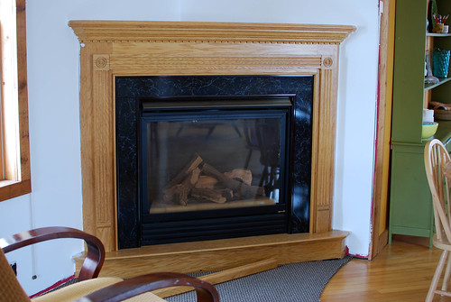 fireplace before1-0179