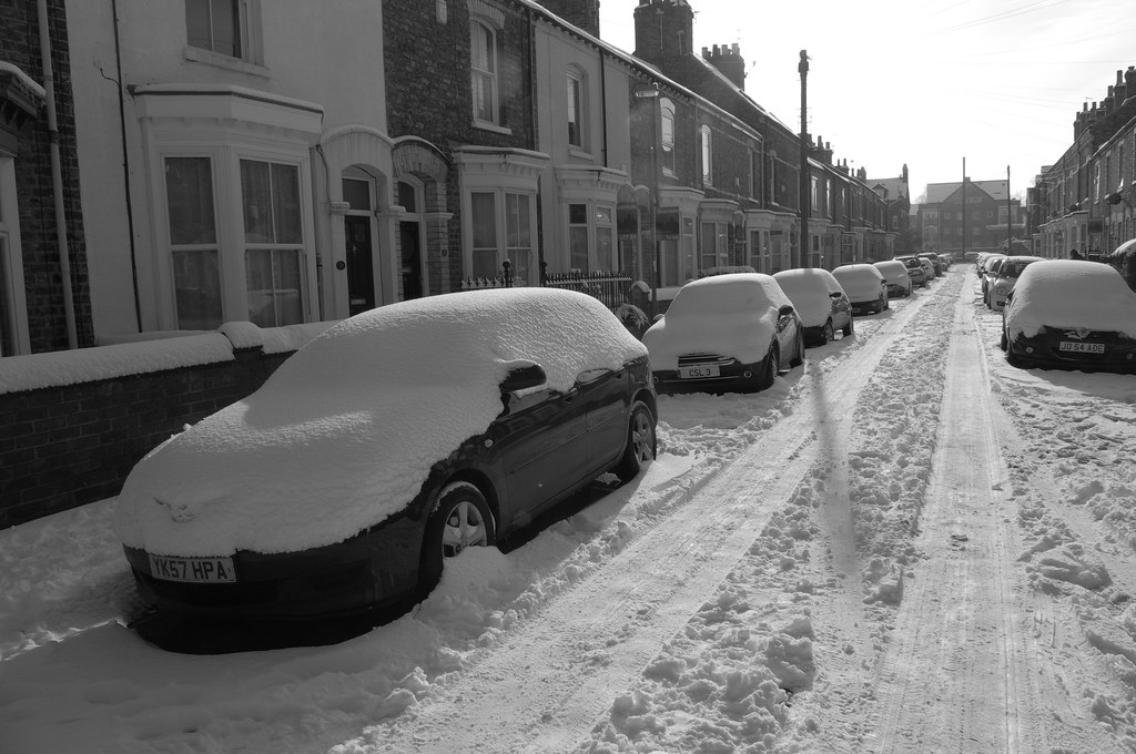 Snowy Cars Milton Street