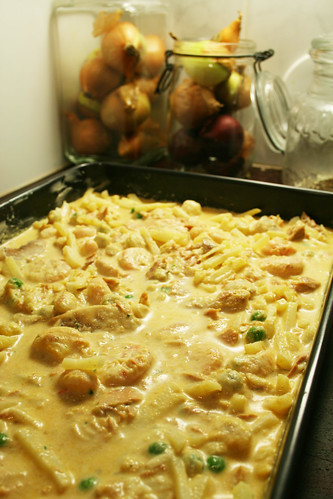 Curry tunafish casserole