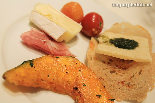 Plate - Cheeses and Grilled Pumpkin