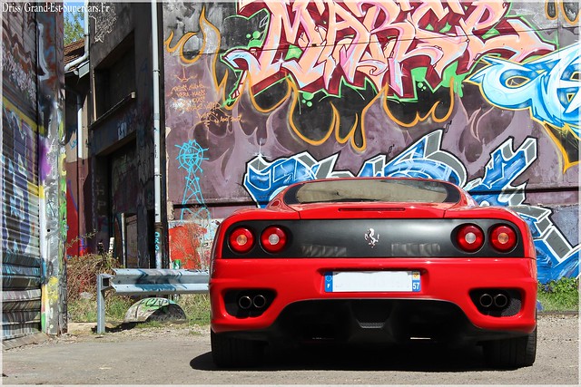 Shooting Ferrari 360 Modena RED