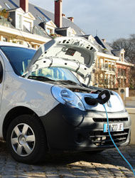 plug-in hybrid in Plessis-Robinson (by: Commune of Plessis-Robinson)