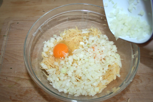 17 - Zwiebel addieren / Add onions