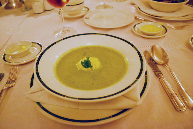 Le Rabelais Green Asparagus Soup, Vanilla