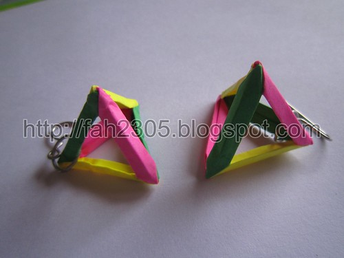 Paper Jewelry - Handmade Triangle Earrings by fah2305