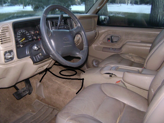 how to attach this center console - Last Post -- posted image.