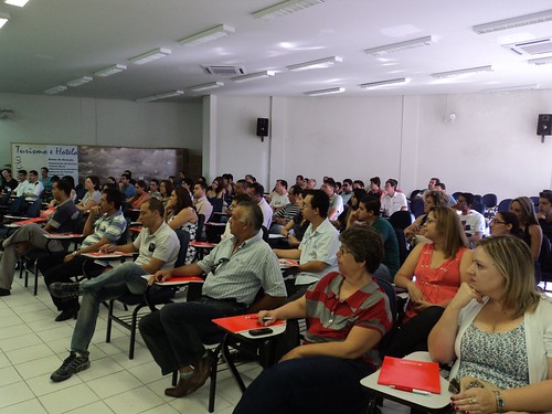Professores do DECAC participam de Seminário em Franca/SP