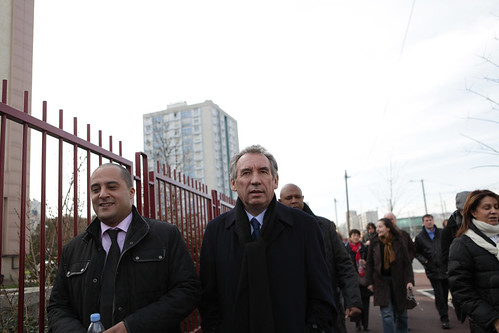 François Bayrou et Karim Yahiaoui lors de son déplacement dans les Hauts de Seine