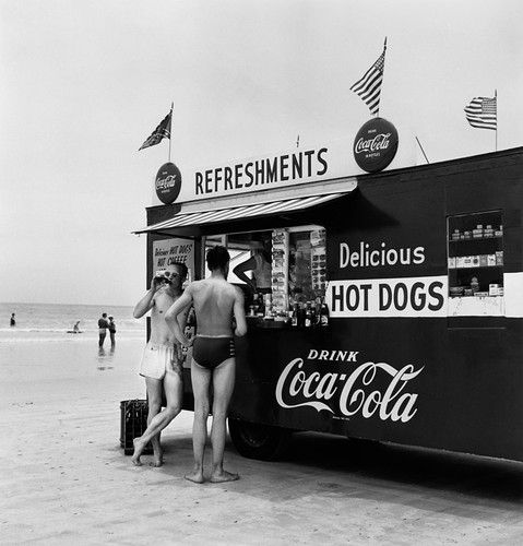 refreshment-stand-daytona-beach-florida-1954