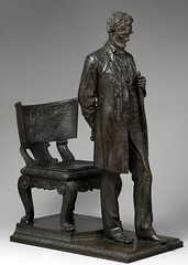 Lincoln standing statue