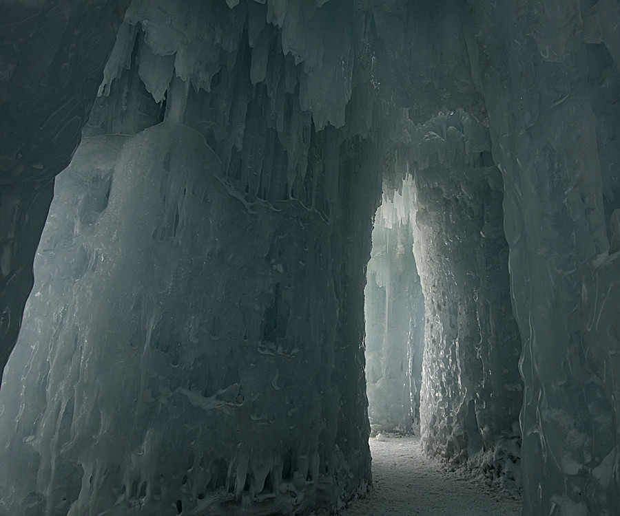 Ice Castle Tunnel