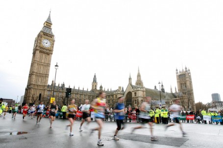 Londýnský maraton bezpečně ovládla Keňa