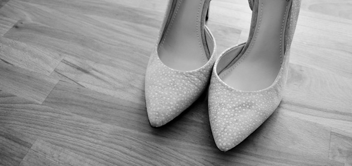 wedding shoesies, vince camuto, suede wedding pumps, pointy toe wedding shoes